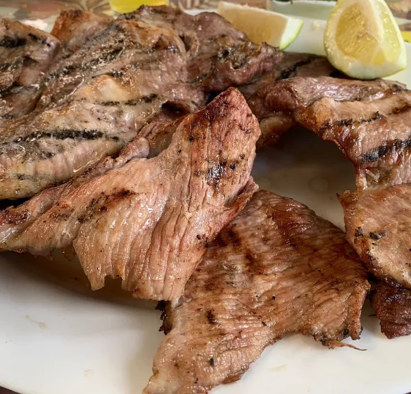 Bistec de cerdo a la brasa