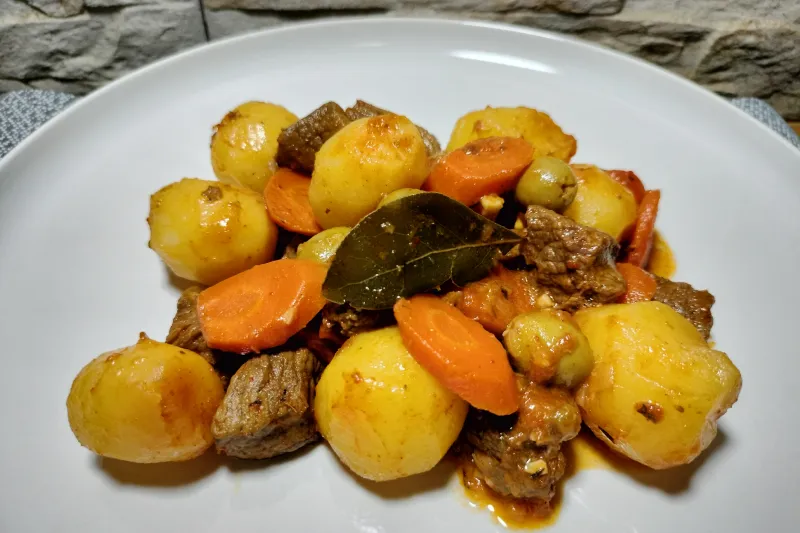 Recetas de carne con papas canaria.
