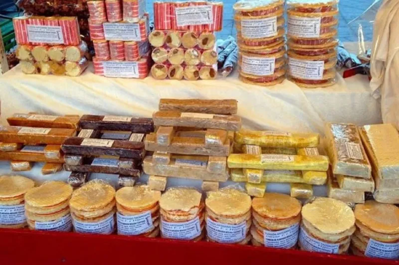 Una turronera con turrones artesanales de canarias